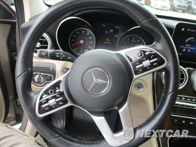 2020 Mercedes-Benz GLC 300 - zdjęcie 19 z 21 - miniatura