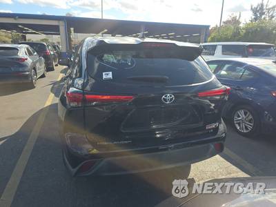 2022 Toyota Highlander LE - zdjęcie 5 z 22 - miniatura