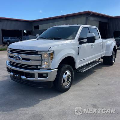 2019 Ford Super Duty F-350 Lariat Crew Cab Long Bed DRW