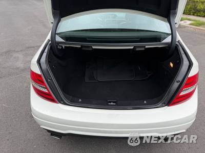 2012 Mercedes-Benz C 300 4MATIC Sedan - zdjęcie 13 z 38 - miniatura