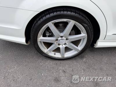 2012 Mercedes-Benz C 300 4MATIC Sedan - zdjęcie 27 z 38 - miniatura