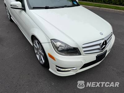 2012 Mercedes-Benz C 300 4MATIC Sedan - zdjęcie 37 z 38 - miniatura