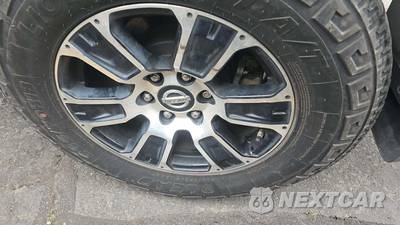 2021 Nissan TITAN SV Crew Cab Short Bed - zdjęcie 22 z 38 - miniatura