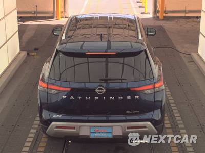 2025 Nissan Pathfinder SL - zdjęcie 5 z 24 - miniatura