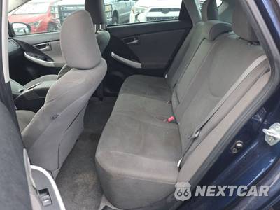 2013 Toyota Prius Two - zdjęcie 13 z 17 - miniatura