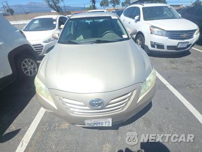 2007 Toyota Camry LE - zdjęcie 2 z 41 - miniatura