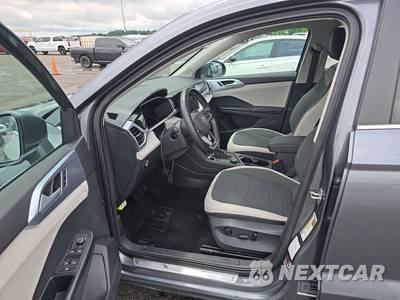 2025 Volkswagen Taos SE - zdjęcie 7 z 21 - miniatura