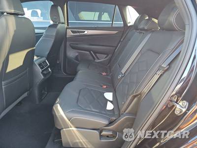 2025 Volkswagen Atlas Cross Sport 2.0T SE w/Technology - zdjęcie 13 z 20 - miniatura