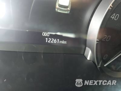 2025 Toyota Highlander XLE - zdjęcie 12 z 28 - miniatura