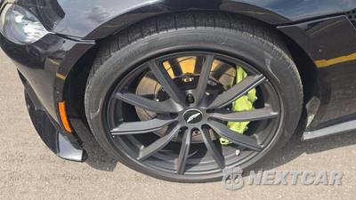 2019 Aston Martin Vantage - zdjęcie 21 z 39 - miniatura
