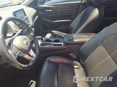 2020 Nissan Altima SR - zdjęcie 7 z 35 - miniatura
