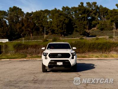 2025 Toyota Tacoma SR5 Crew Cab Long Bed - zdjęcie 4 z 25 - miniatura