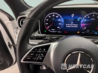 2025 Mercedes-Benz C 300 4MATIC - zdjęcie 13 z 40 - miniatura