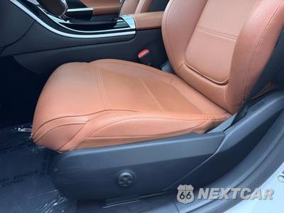 2025 Mercedes-Benz C 300 4MATIC - zdjęcie 22 z 40 - miniatura