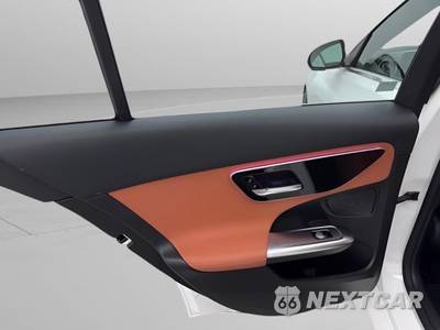 2025 Mercedes-Benz C 300 4MATIC - zdjęcie 27 z 40 - miniatura