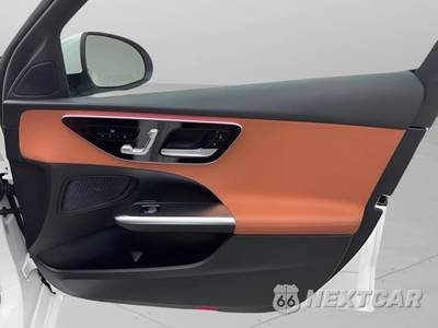 2025 Mercedes-Benz C 300 4MATIC - zdjęcie 31 z 40 - miniatura