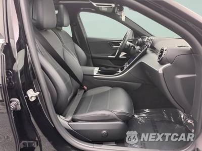 2025 Mercedes-Benz C 300 4MATIC - zdjęcie 28 z 38 - miniatura