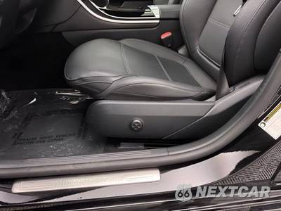 2025 Mercedes-Benz C 300 4MATIC - zdjęcie 19 z 38 - miniatura