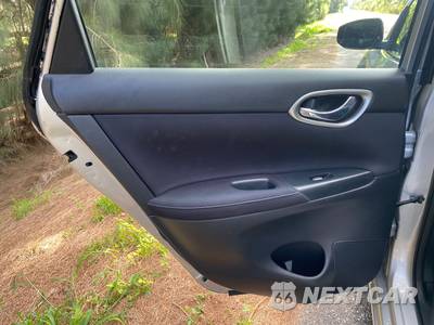 2014 Nissan Sentra SV - zdjęcie 19 z 49 - miniatura