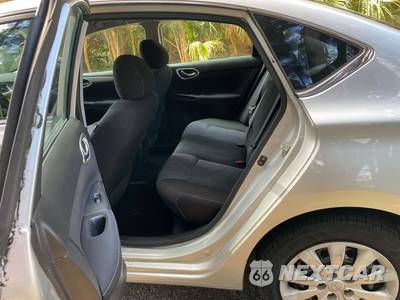 2014 Nissan Sentra SV - zdjęcie 20 z 49 - miniatura