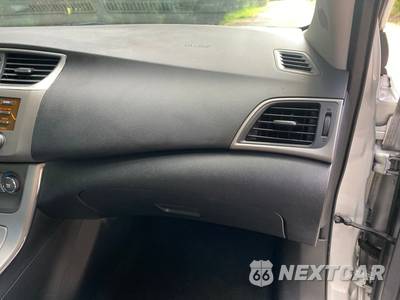 2014 Nissan Sentra SV - zdjęcie 40 z 49 - miniatura