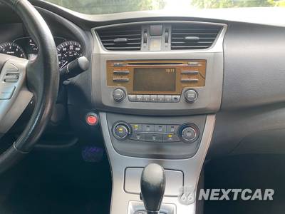 2014 Nissan Sentra SV - zdjęcie 41 z 49 - miniatura