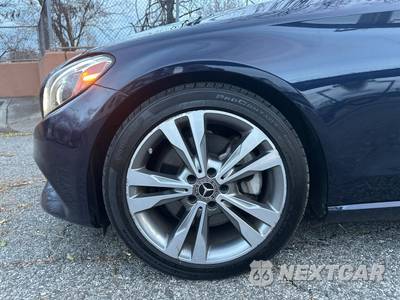 2017 Mercedes-Benz C 300 4MATIC Convertible - zdjęcie 7 z 31 - miniatura