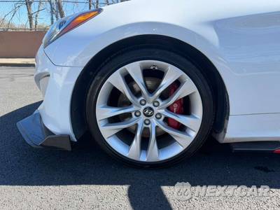 2014 Hyundai Genesis Coupe 2.0T R-Spec - zdjęcie 24 z 32 - miniatura