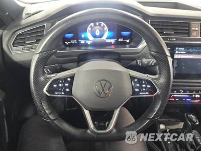 2023 Volkswagen Tiguan SE R-Line Black - zdjęcie 10 z 33 - miniatura