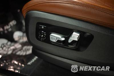 2021 BMW X7 Sports Activity Vehicle xDrive40i - zdjęcie 13 z 35 - miniatura