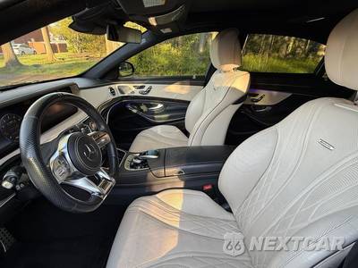 2019 Mercedes-Benz AMG S 63 4MATIC Sedan - zdjęcie 28 z 34 - miniatura
