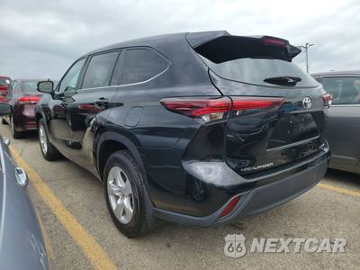 2024 Toyota Highlander LE - zdjęcie 6 z 35 - miniatura