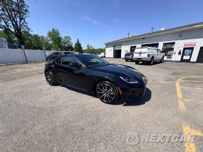 2025 Toyota GR86 - zdjęcie 8 z 50 - miniatura