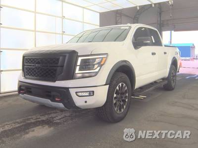 2020 Nissan TITAN PRO-4X Crew Cab Short Bed