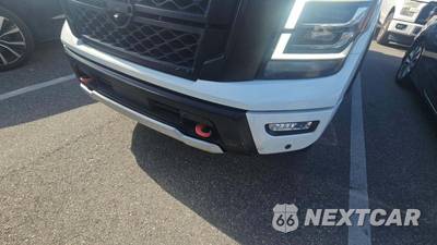 2020 Nissan TITAN PRO-4X Crew Cab Short Bed - zdjęcie 29 z 31 - miniatura