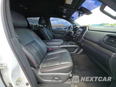 2020 Nissan TITAN PRO-4X Crew Cab Short Bed - zdjęcie 8 z 31 - miniatura