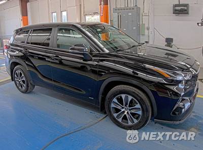 2023 Toyota Highlander Hybrid XLE - zdjęcie 3 z 25 - miniatura