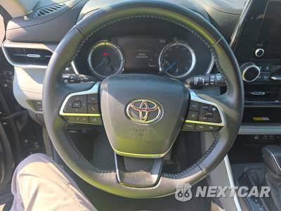 2023 Toyota Highlander Hybrid XLE - zdjęcie 10 z 25 - miniatura