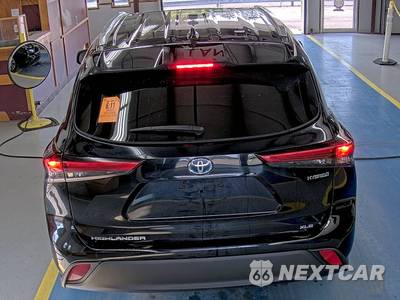 2023 Toyota Highlander Hybrid XLE - zdjęcie 5 z 25 - miniatura