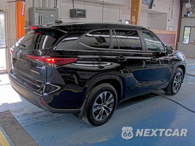 2023 Toyota Highlander Hybrid XLE - zdjęcie 4 z 25 - miniatura