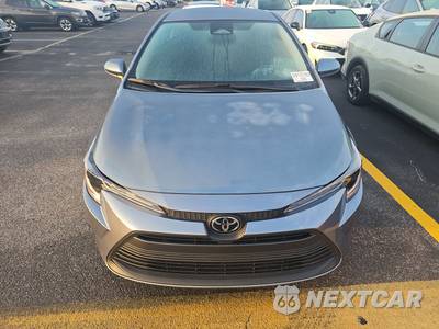 2025 Toyota Corolla LE Sedan - zdjęcie 2 z 25 - miniatura