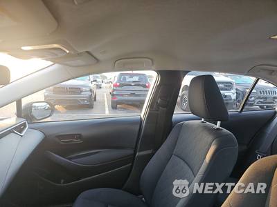 2025 Toyota Corolla LE Sedan - zdjęcie 17 z 25 - miniatura