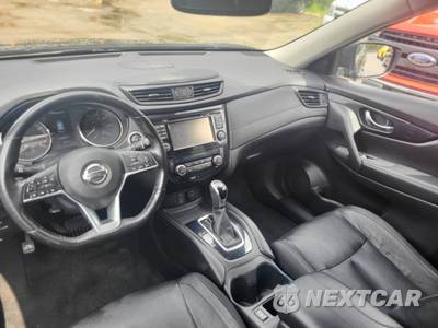 2017 Nissan Rogue SL - zdjęcie 18 z 249 - miniatura