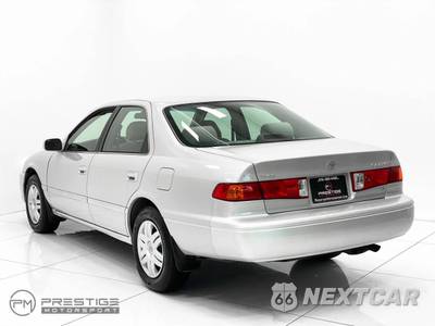 2001 Toyota Camry - zdjęcie 8 z 50 - miniatura