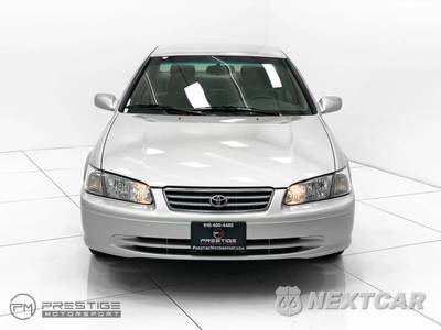 2001 Toyota Camry - zdjęcie 2 z 50 - miniatura