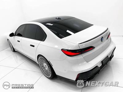 2023 BMW 7 Series Sedan 740i - zdjęcie 26 z 51 - miniatura