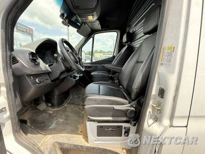 2022 Mercedes-Benz Sprinter 2500 Cargo Van High Roof 170.0" WB - zdjęcie 12 z 19 - miniatura