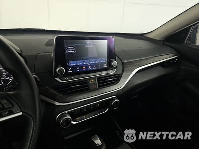 2024 Nissan Altima SV - zdjęcie 11 z 17 - miniatura