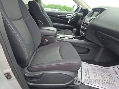 2019 Nissan Pathfinder SV - zdjęcie 8 z 24 - miniatura