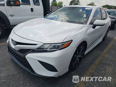 2019 Toyota Camry SE - zdjęcie 1 z 26 - miniatura